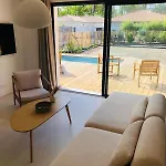 Вилла Modern House With Pool, Between And Forest