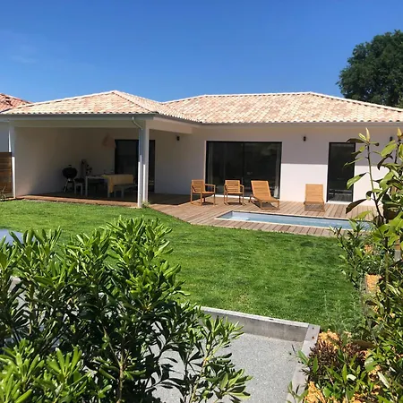 Вилла Modern House With Pool, Between And Forest *