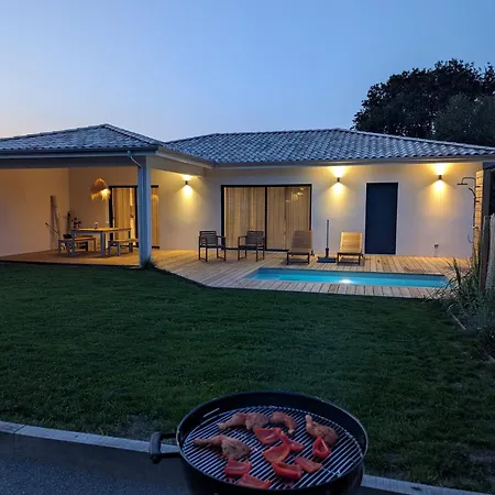 Villa Modern House With Pool, Between And Forest
