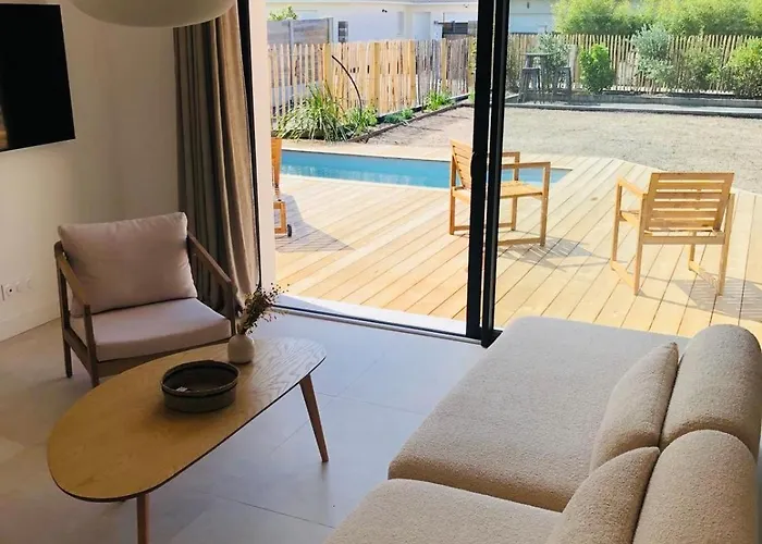 Villa Modern House With Pool, Between And Forest